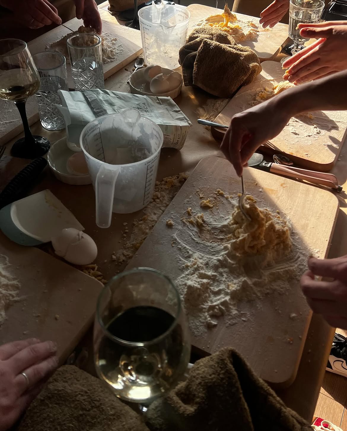 Mixing pasta dough